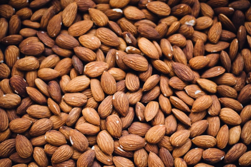 Premium Almonds (Badam)